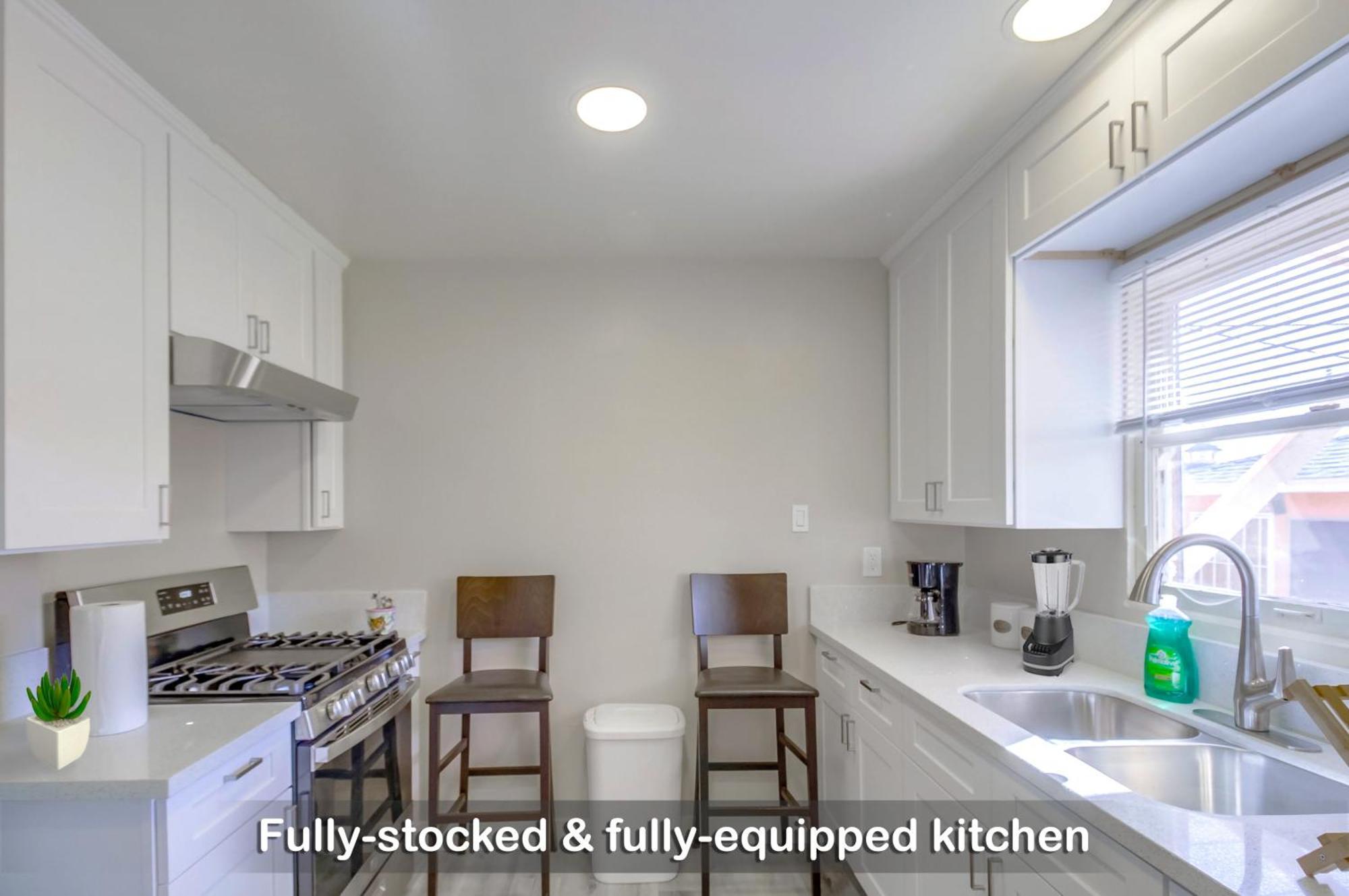 Entire Lovely 3-Bedroom Home W Yard, Parking 출라 비스타 외부 사진